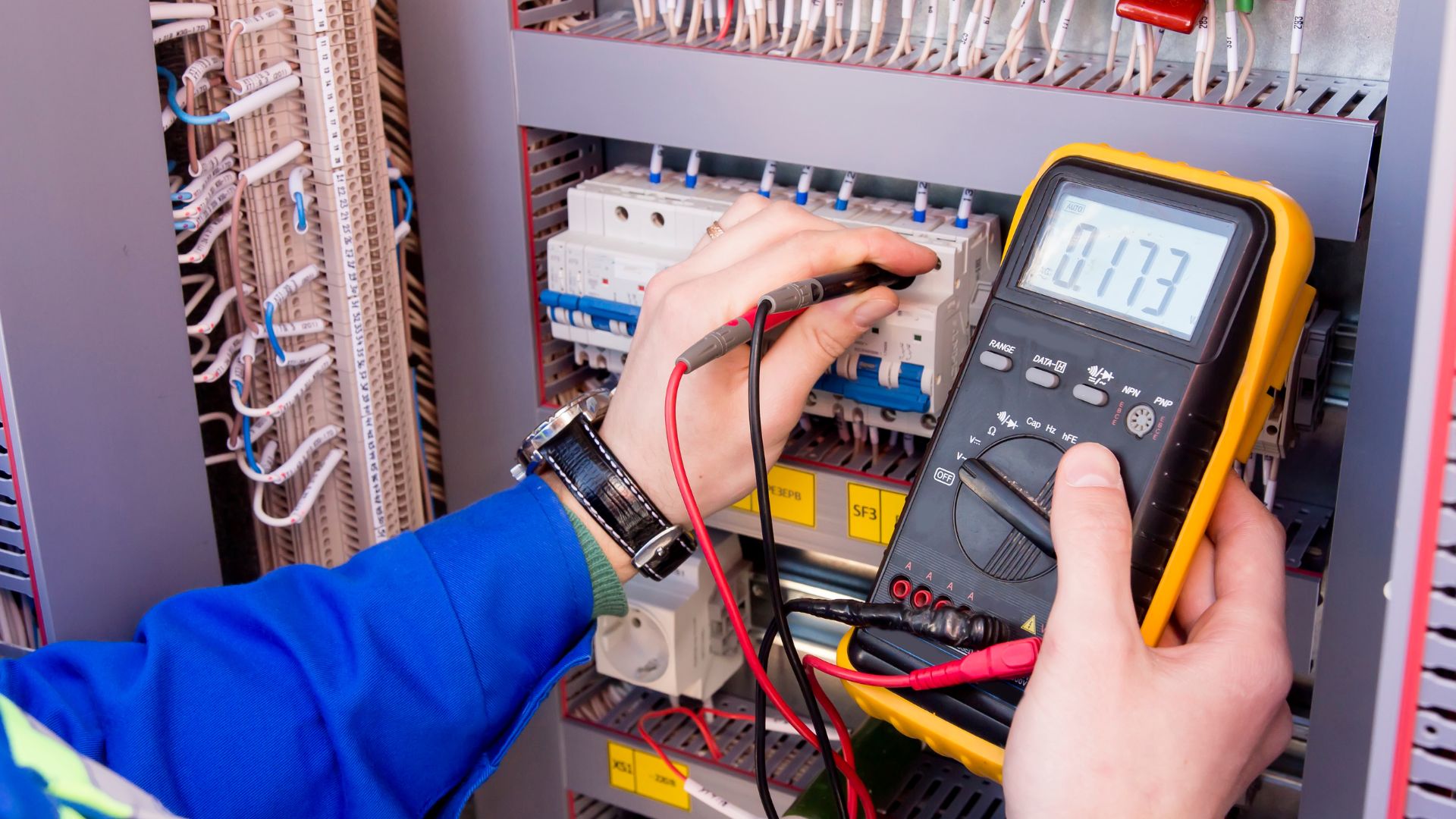 Electrical company team implementing business systems and processes to reduce owner dependence