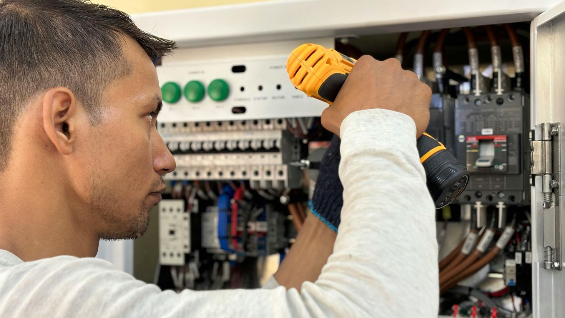 Electrical contractor business successfully scaled and sold after improving operations and profitability